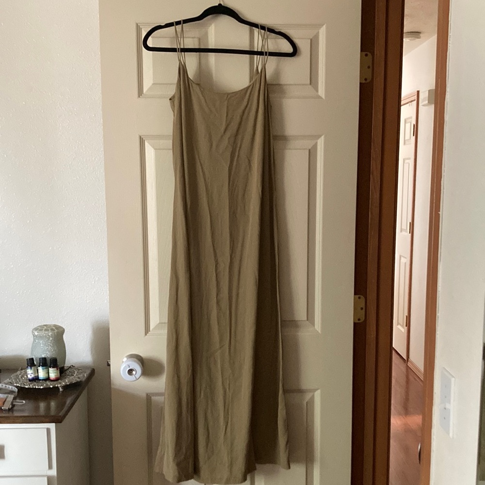 Calvin Klein 100% silk dress